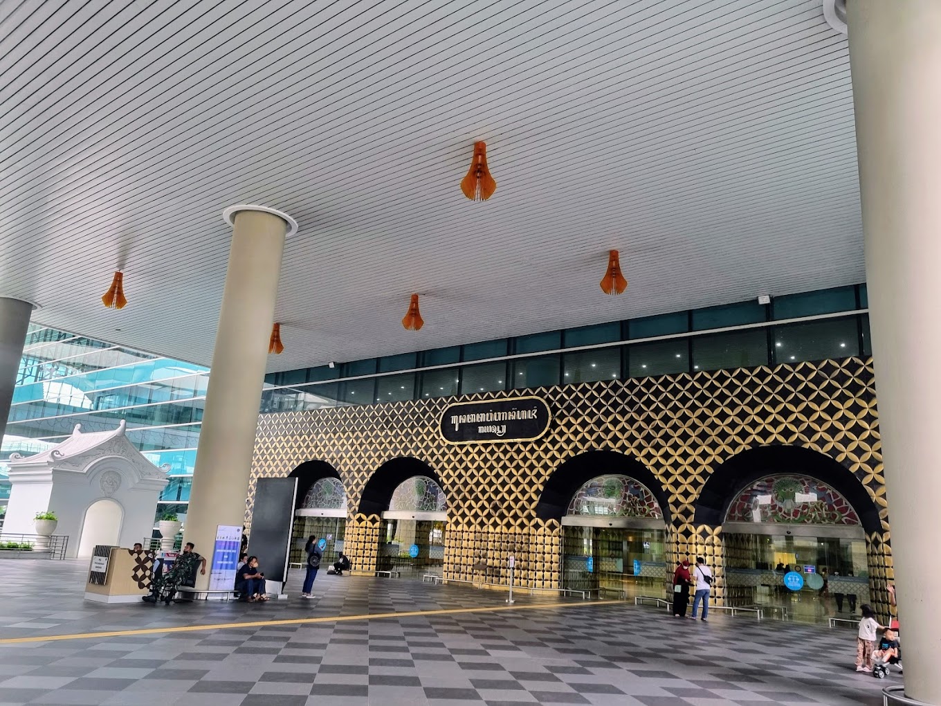 Bandara YIA